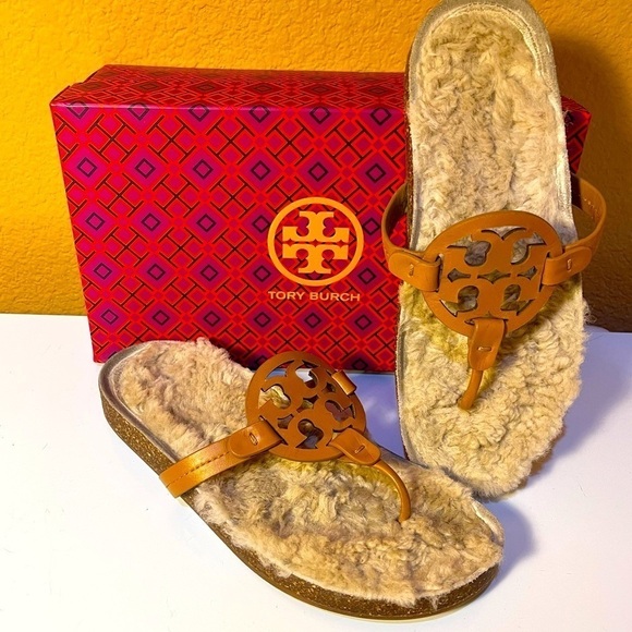 Tory BURCH Miller Cloud Shearling Cork Leather  Thong Sandal Size 9 Tan Neutral - Picture 1 of 12
